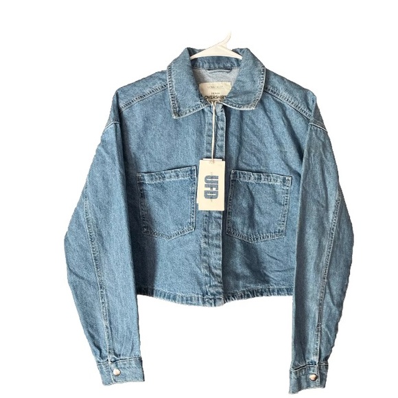 Macy's Jackets & Blazers - Macy’s Ultra Flirt Juniors Shacket Over Sized Shirt Jean Jacket Cropped Top XS
